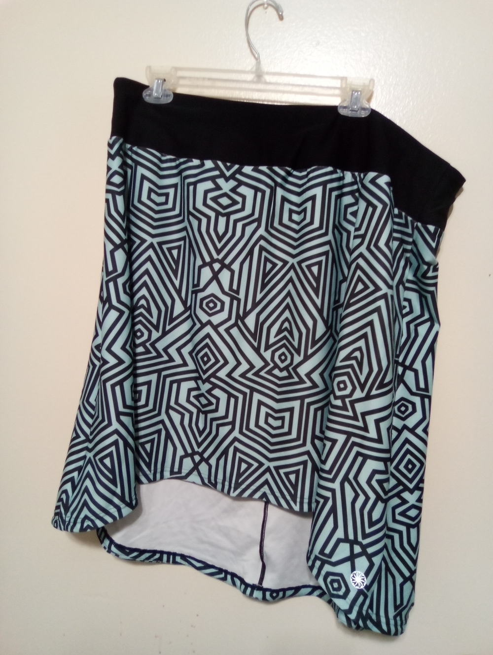 FULL beauty sport skirt black and green 1x(22/24) A-10